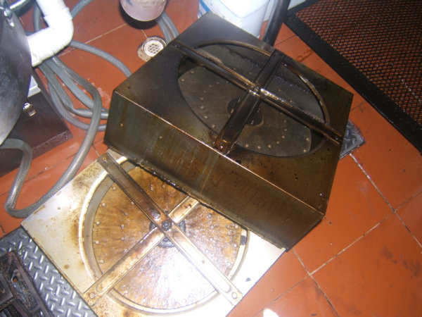 廚房油煙管道系統清潔
