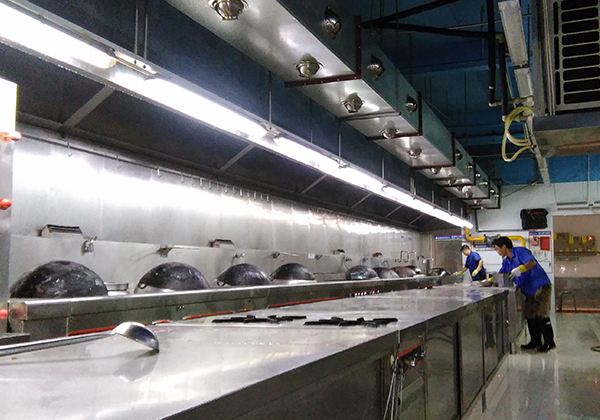 【深圳油煙機清洗】為什么要進行油煙管道清洗，大型油煙機清洗怎么樣